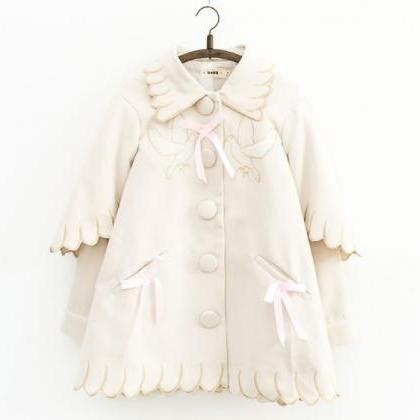 J-fashion Cute Pigeon Wings Embroidery Winter Coat..